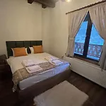 Vladimirov's House , цяла къща Holiday home Kovacevica