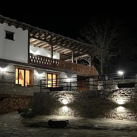 Vladimirov's House , цяла къща Vakantiehuis *