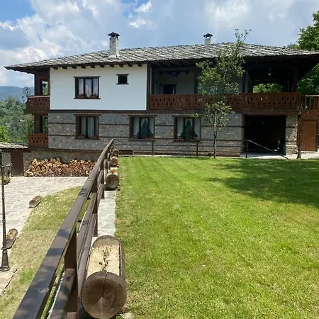 Vakantiehuis Vladimirov's House , цяла къща