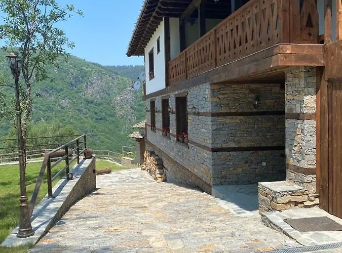 Vladimirov's House , цяла къща * Kovacevica