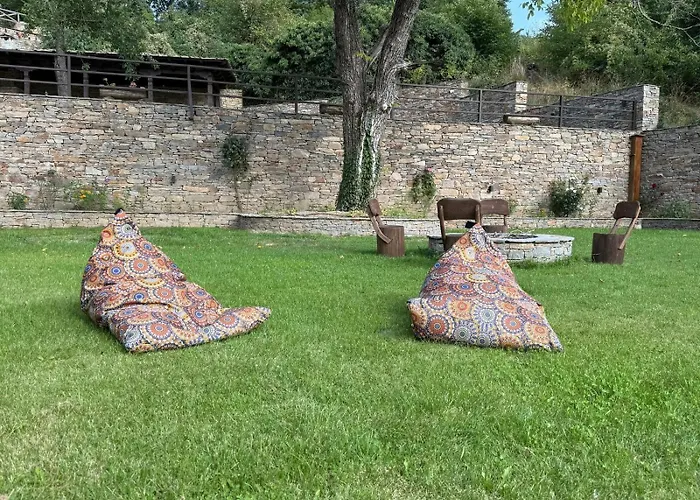 Vladimirov's House , цяла къща Holiday home *